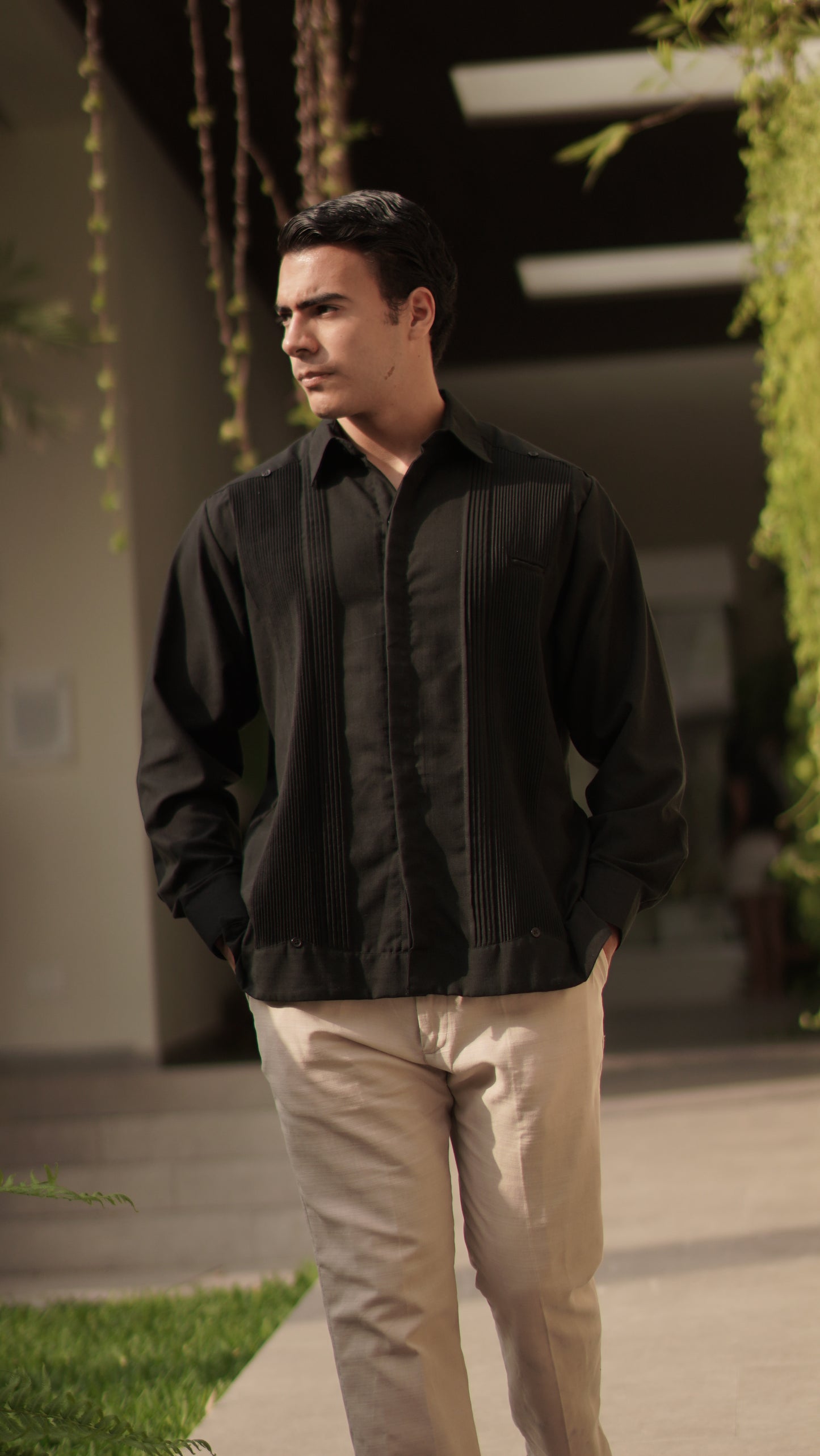 Guayabera Presidencial Manuel Negra ML