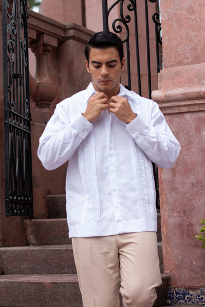 Guayabera Tampiqueña
