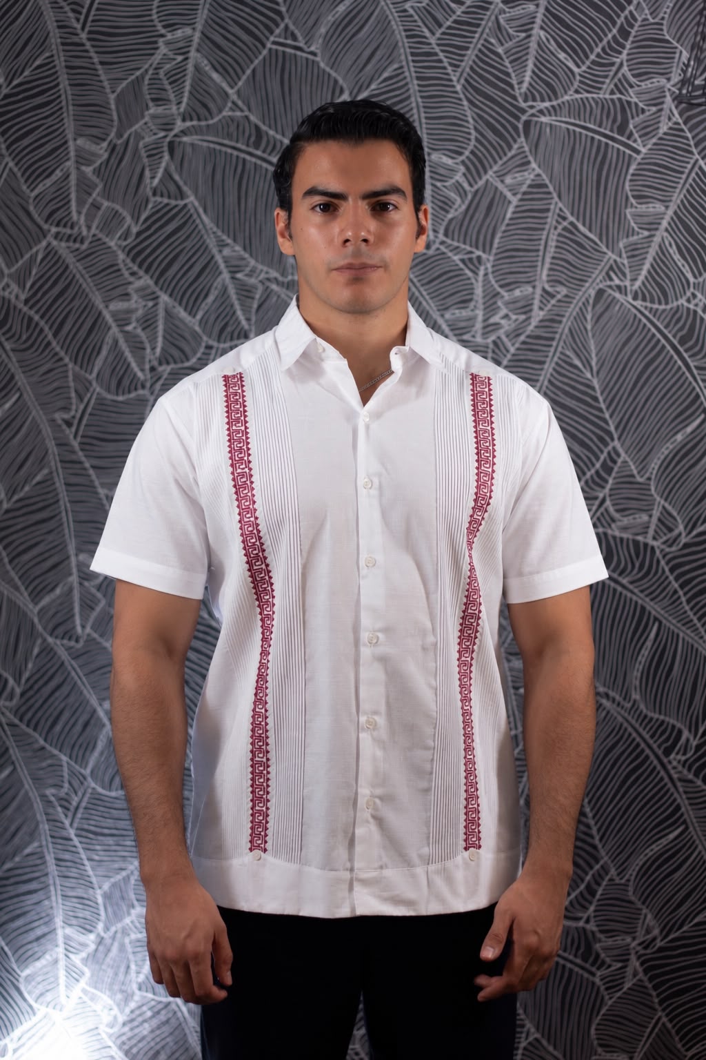 Guayabera Humberto Azteca Blanca / Vino