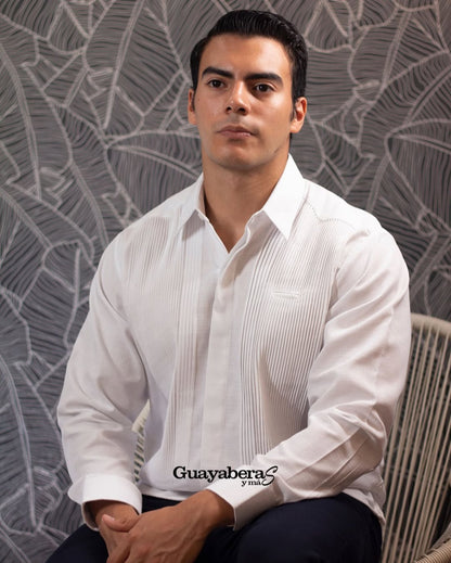 Guayabera de lino blanco para hombre, estilo Presidencial. Camisa de máxima etiqueta para boda formal, estilo lujoso y tradicional.